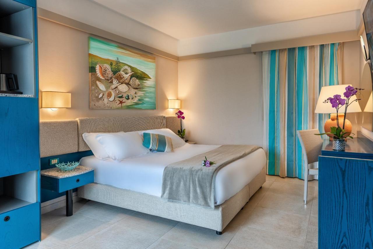 Acacia Marina Hotel Marina di Ragusa Eksteriør billede