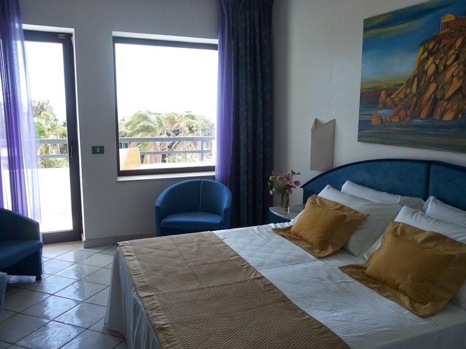 Acacia Marina Hotel Marina di Ragusa Eksteriør billede