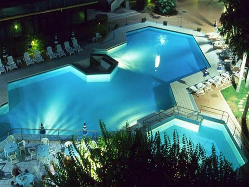 Acacia Marina Hotel Marina di Ragusa Eksteriør billede