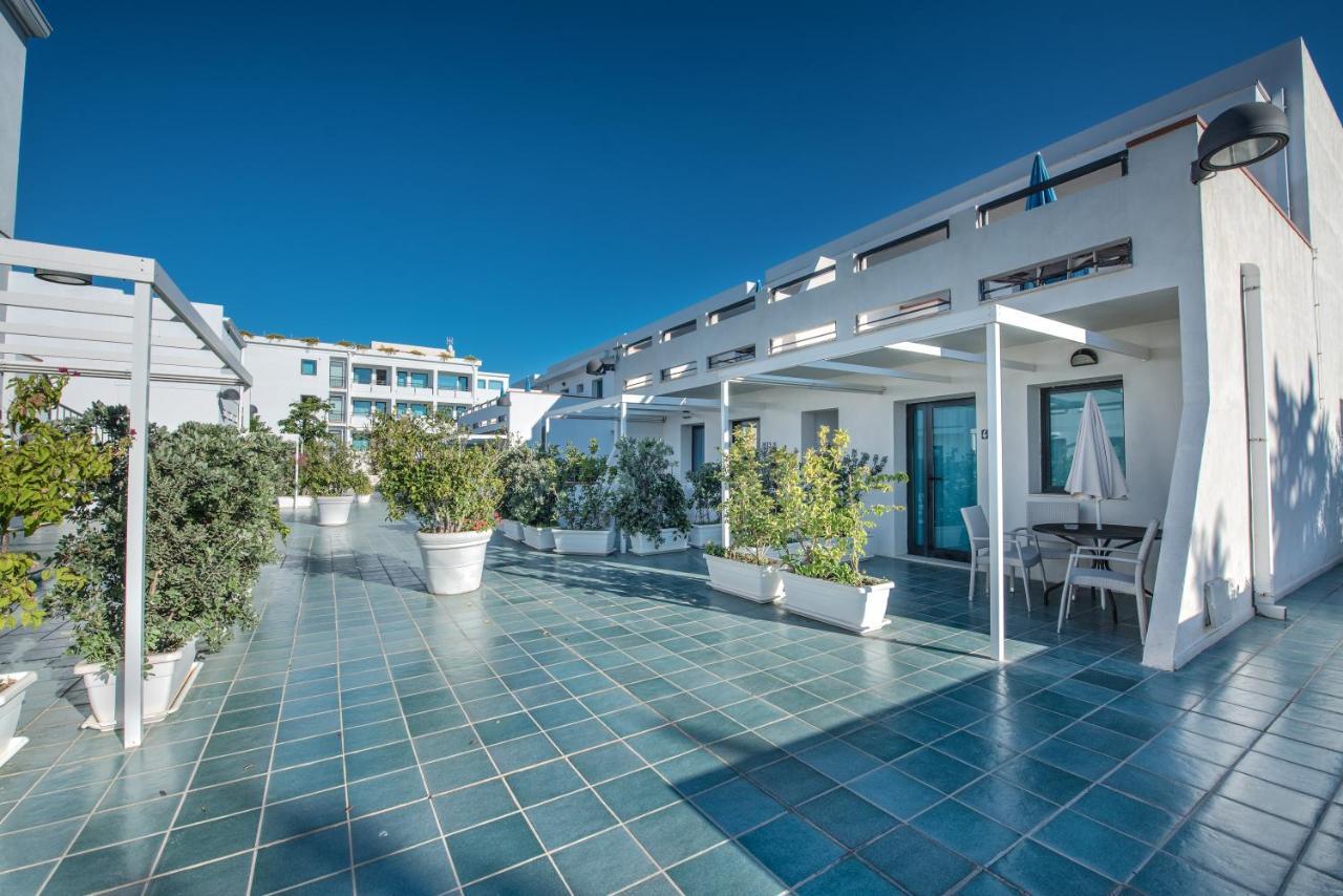 Acacia Marina Hotel Marina di Ragusa Eksteriør billede